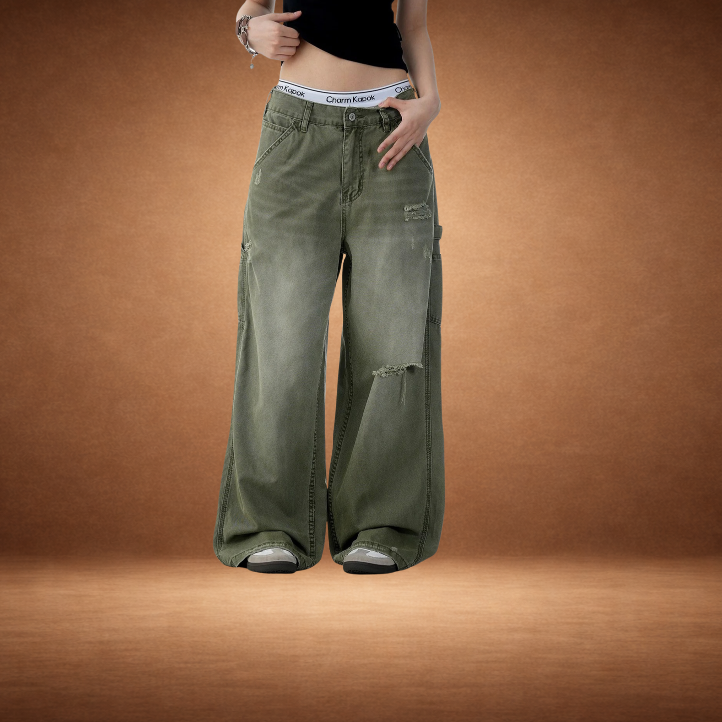 Retro Tattered Jeans